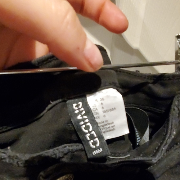 High waisted Ripped black Jeggings - Picture 3 of 5